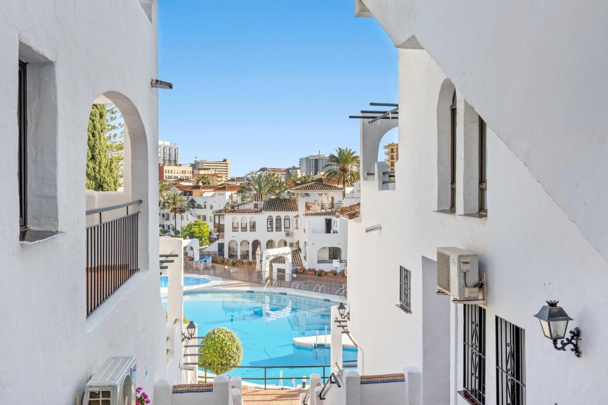 Pueblo Evita Holiday Benalmádena Εξωτερικό φωτογραφία