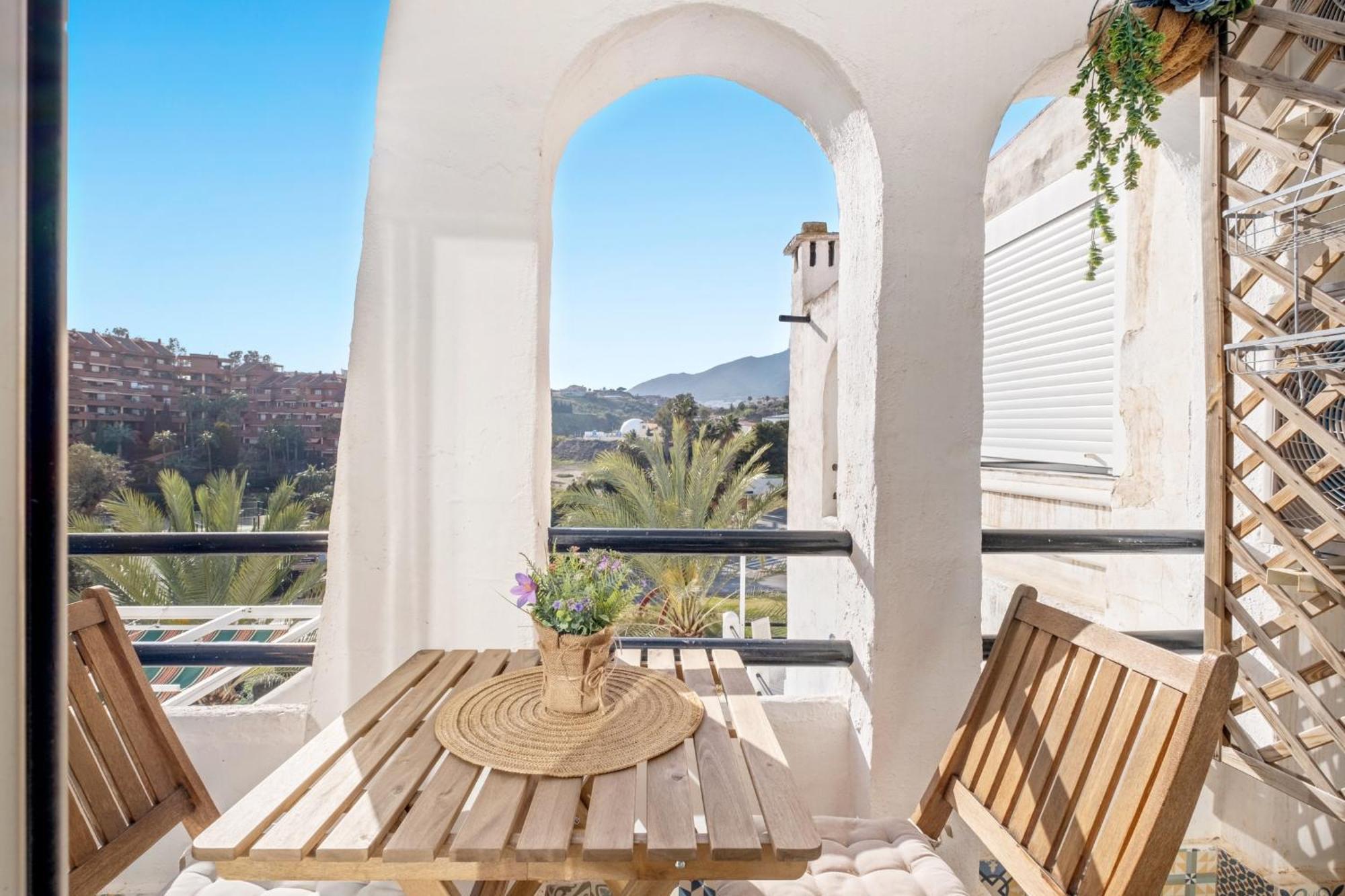 Pueblo Evita Holiday Benalmádena Εξωτερικό φωτογραφία