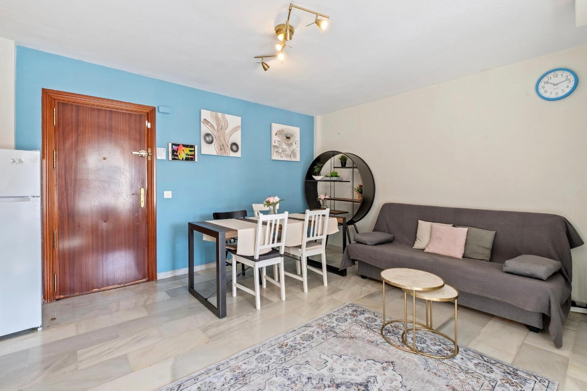 Pueblo Evita Holiday Benalmádena Εξωτερικό φωτογραφία